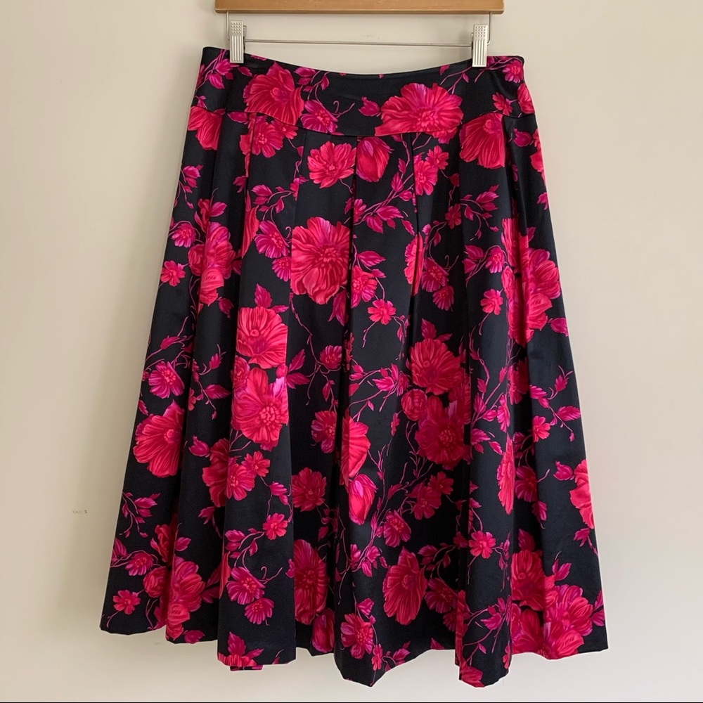 COPY - Talbots Silk/Cotton Pleat Skirt Size 12